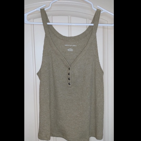 American Eagle Outfitters Tops - Green tank top American Eagle Outfitters Tops - Green tank top